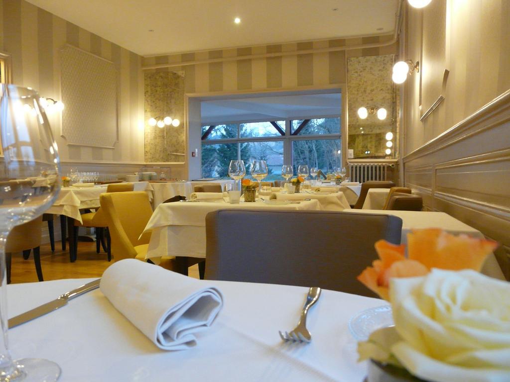 Hostellerie D'Heloise Logis คลูนี ภายนอก รูปภาพ